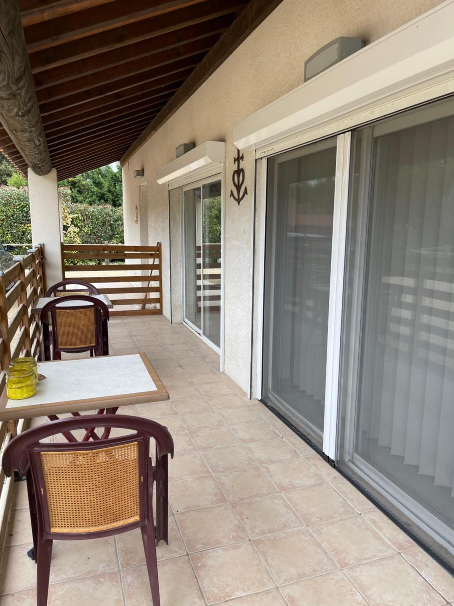 Studio 40M2 Avec Terrasse Le Mas De Lauriane Saintes-Maries-de-la-Mer Exterior photo